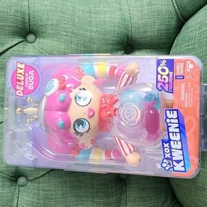 XOX Kweenie Deluxe Kween of Suga Figure - Multicolor